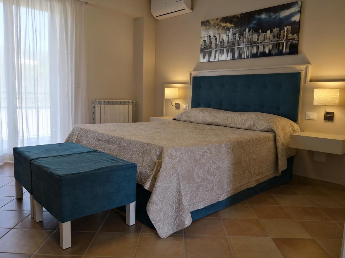 Scm House Hotel Mascali Exterior photo